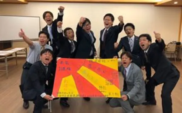 大学・大学院新卒採用開始 社内研修強化​