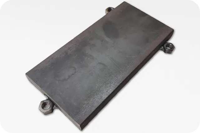 ライナーにナット溶接